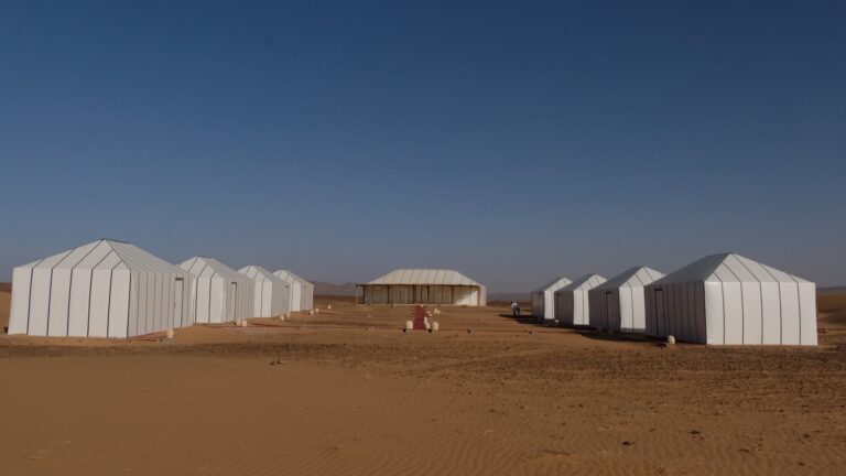 Inifinity camp Morocco